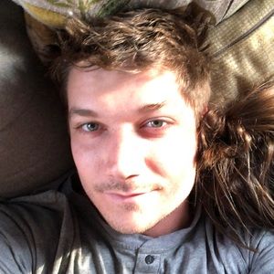 Meet your Posher, Tom